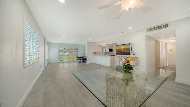 4750 GULF OF MEXICO DRIVE Villa 8, Longboat Key, FL 34228