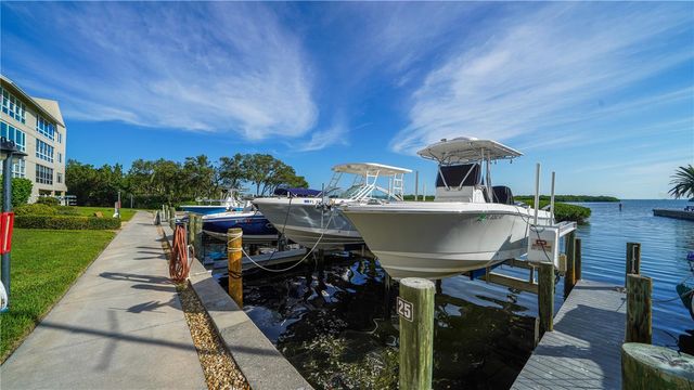 4750 GULF OF MEXICO DRIVE Villa 8, Longboat Key, FL 34228