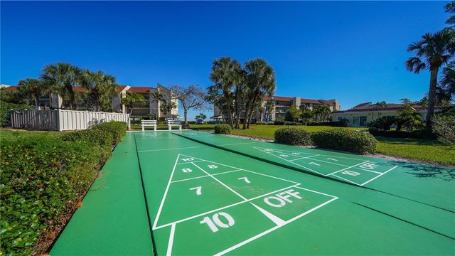 4750 GULF OF MEXICO DRIVE Villa 8, Longboat Key, FL 34228