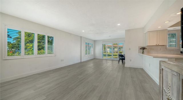 4750 GULF OF MEXICO DRIVE Villa 8, Longboat Key, FL 34228