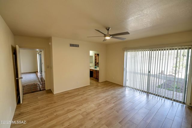 5932 N Placita Del Conde, Tucson, AZ 85718