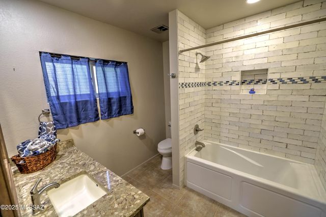 5932 N Placita Del Conde, Tucson, AZ 85718