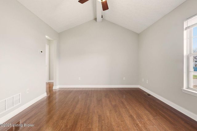 190 Haley Ave, Shepherdsville, KY 40165