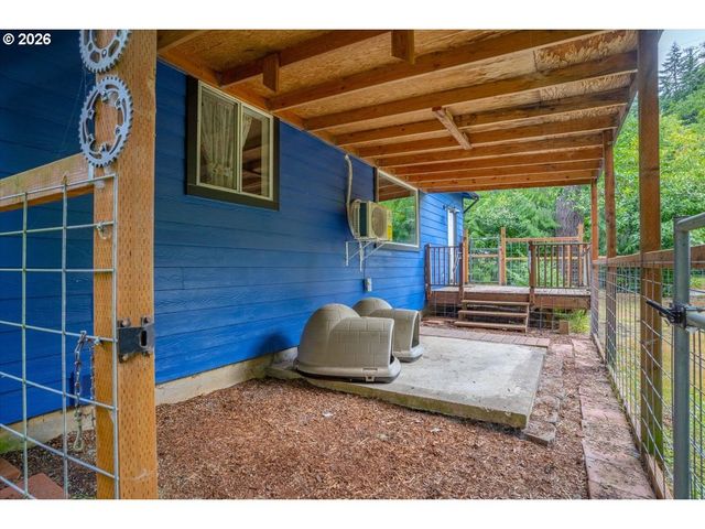 566 N BEAR CREEK Rd, Otis, OR 97368