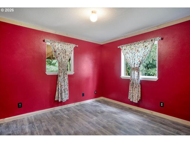 566 N BEAR CREEK Rd, Otis, OR 97368