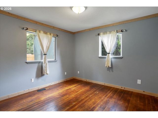 566 N BEAR CREEK Rd, Otis, OR 97368