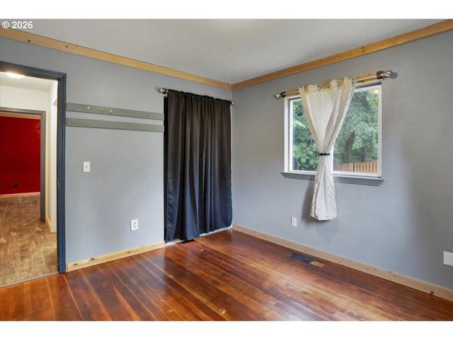 566 N BEAR CREEK Rd, Otis, OR 97368