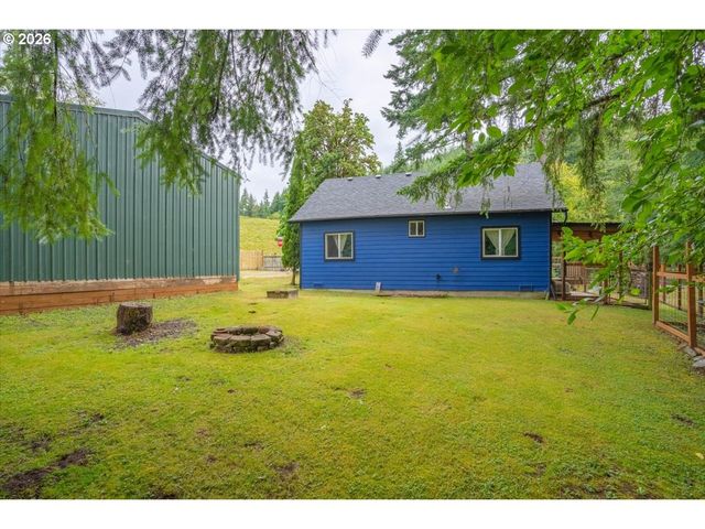 566 N BEAR CREEK Rd, Otis, OR 97368