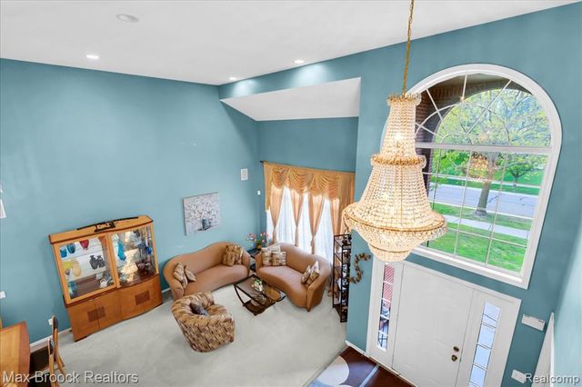 31102 Bancroft Drive, Novi, MI 48377
