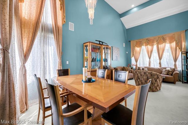 31102 Bancroft Drive, Novi, MI 48377