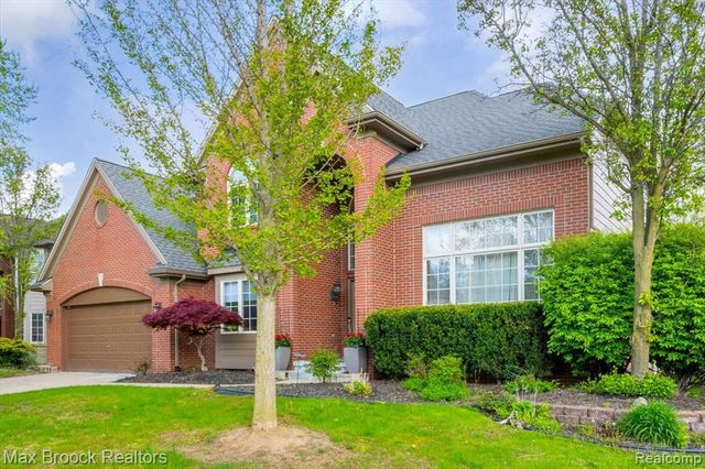 31102 Bancroft Drive, Novi, MI 48377