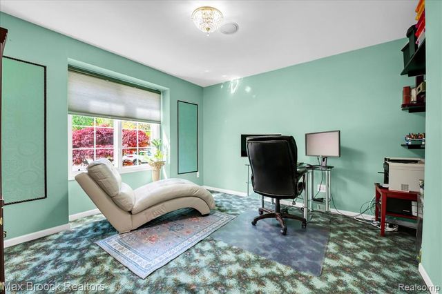 31102 Bancroft Drive, Novi, MI 48377