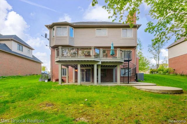 31102 Bancroft Drive, Novi, MI 48377