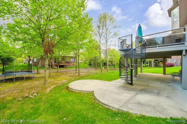 31102 Bancroft Drive, Novi, MI 48377