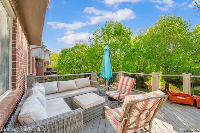 31102 Bancroft Drive, Novi, MI 48377