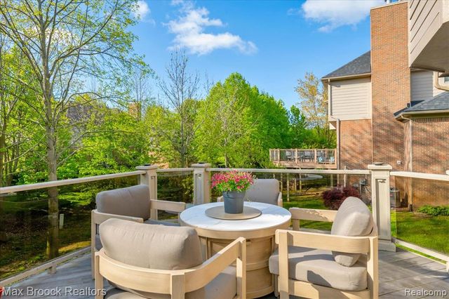 31102 Bancroft Drive, Novi, MI 48377