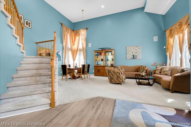 31102 Bancroft Drive, Novi, MI 48377