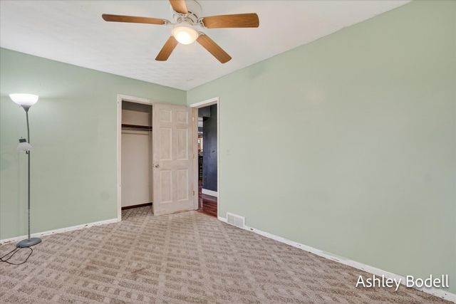 825 16 Mile Road Nw, Tyrone Twp, MI 49330