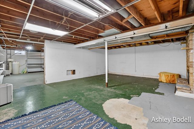 825 16 Mile Road Nw, Tyrone Twp, MI 49330