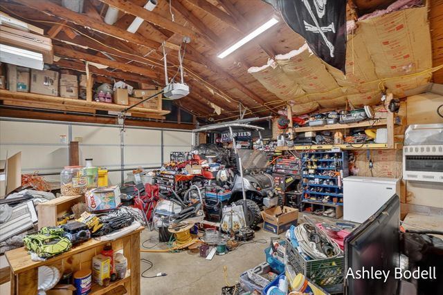 825 16 Mile Road Nw, Tyrone Twp, MI 49330