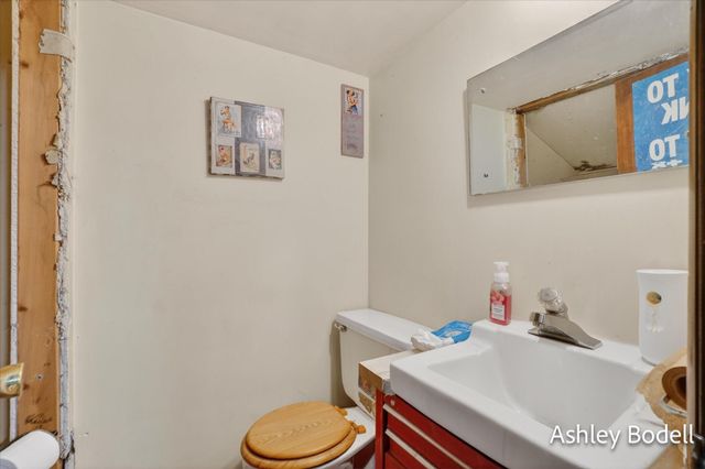 825 16 Mile Road Nw, Tyrone Twp, MI 49330