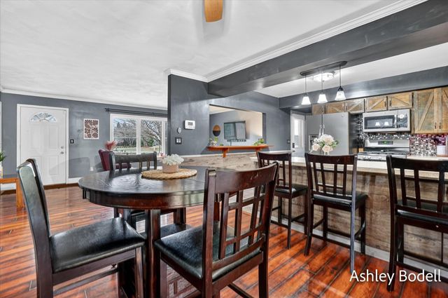 825 16 Mile Road Nw, Tyrone Twp, MI 49330