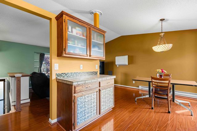 4836 9th Avenue S, Fargo, ND 58103