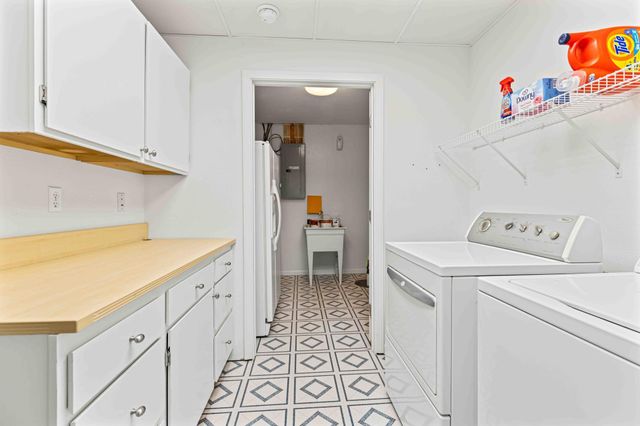 4836 9th Avenue S, Fargo, ND 58103