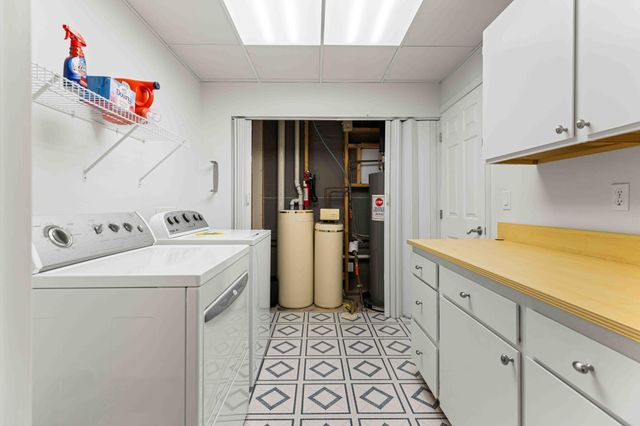 4836 9th Avenue S, Fargo, ND 58103