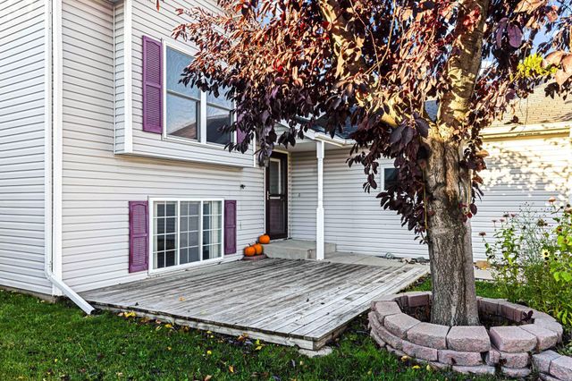 4836 9th Avenue S, Fargo, ND 58103