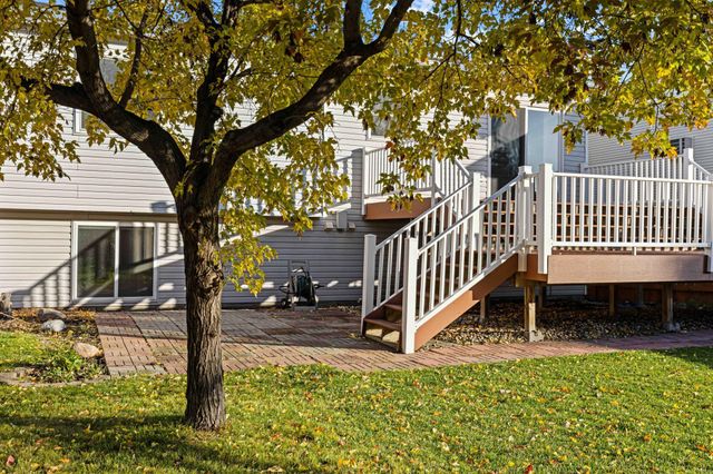 4836 9th Avenue S, Fargo, ND 58103