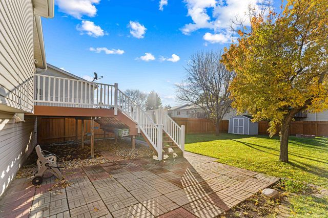 4836 9th Avenue S, Fargo, ND 58103