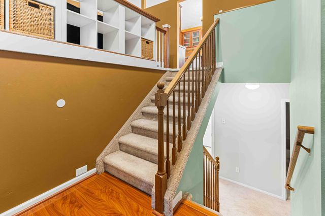 4836 9th Avenue S, Fargo, ND 58103