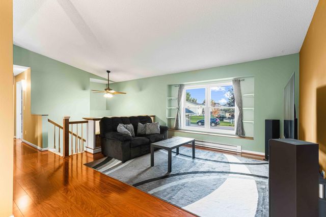 4836 9th Avenue S, Fargo, ND 58103