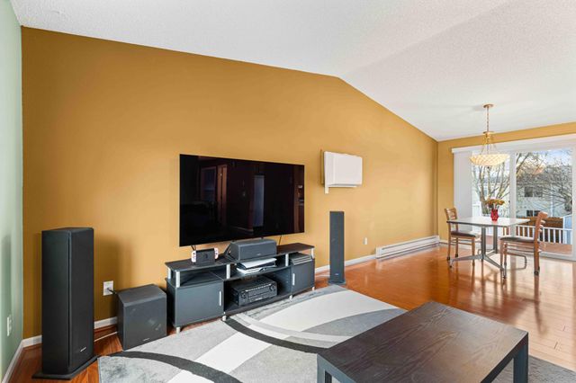 4836 9th Avenue S, Fargo, ND 58103