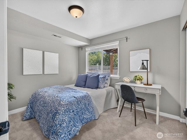 13018 42nd Avenue SE, Everett, WA 98208