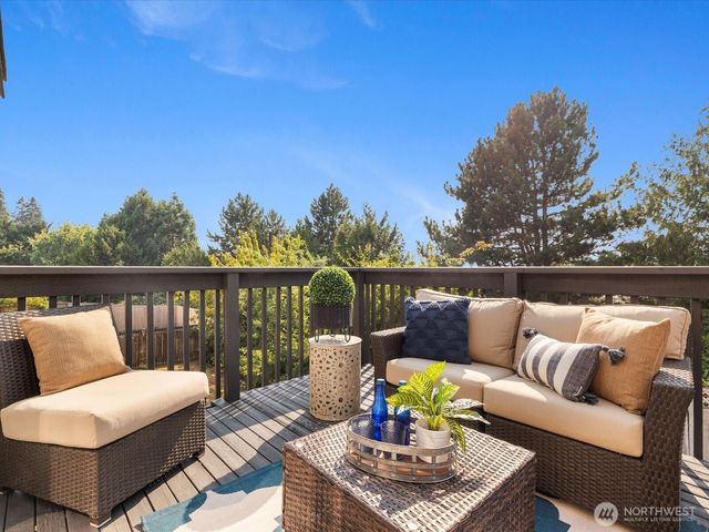 13018 42nd Avenue SE, Everett, WA 98208