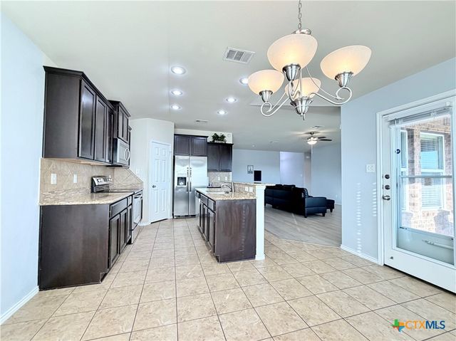 9401 Zayden Drive, Killeen, TX 76542