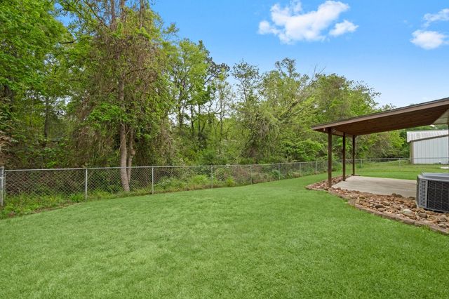 139 Florence Drive, Onalaska, TX 77360