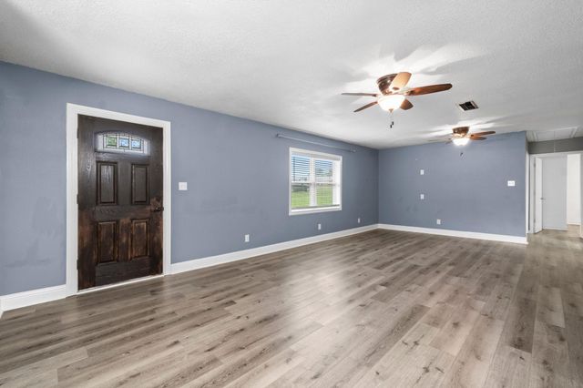 139 Florence Drive, Onalaska, TX 77360