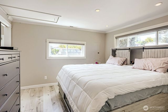 21801 51st Avenue W, Mountlake Terrace, WA 98043