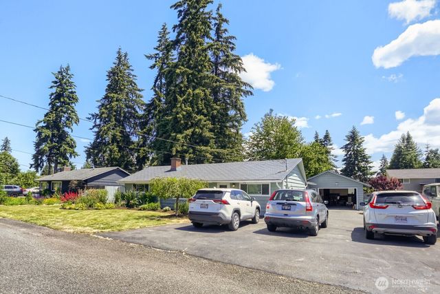 21801 51st Avenue W, Mountlake Terrace, WA 98043