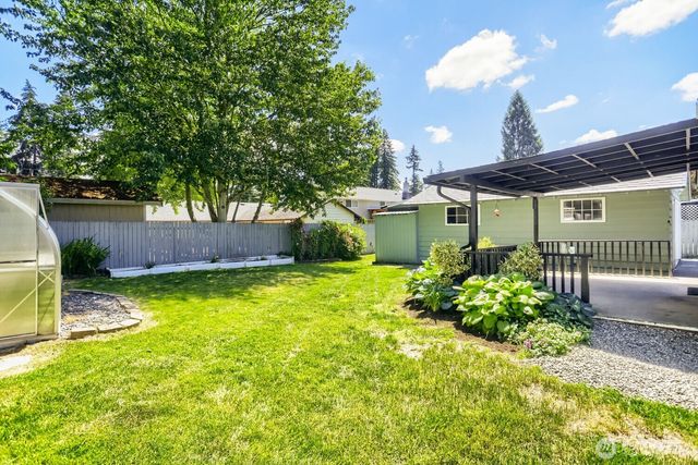 21801 51st Avenue W, Mountlake Terrace, WA 98043