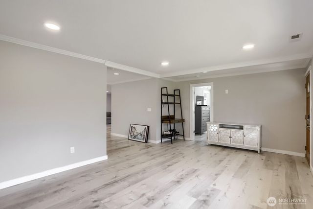 21801 51st Avenue W, Mountlake Terrace, WA 98043