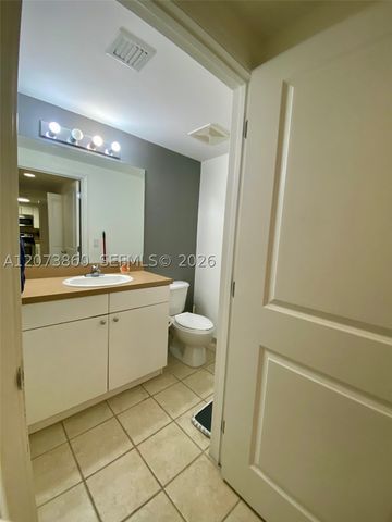 1250 S Miami Ave 1312, Miami, FL 33130