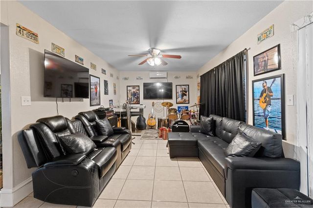 15 Ripple Creek Circle, Brownsville, TX 78526