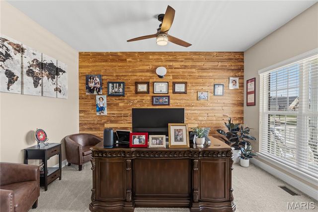 1904 Baybridge Road, St Charles, MO 63303