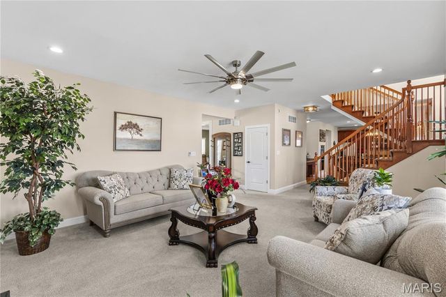 1904 Baybridge Road, St Charles, MO 63303