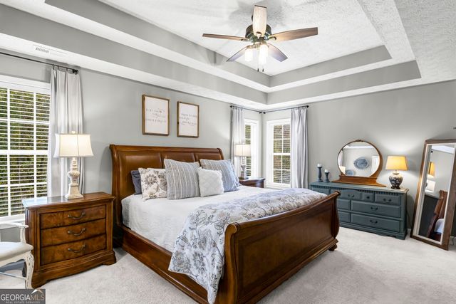 10 Cove Drive, Newnan, GA 30263