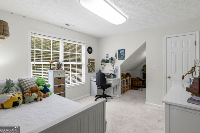 10 Cove Drive, Newnan, GA 30263